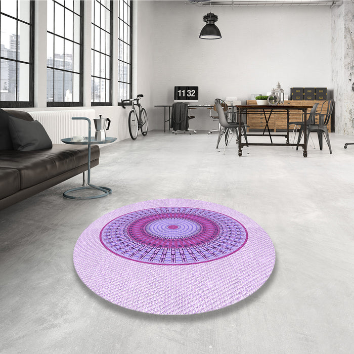 Round Patterned Purple Rug in a Office, pat2640pur