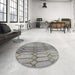 Round Machine Washable Transitional Carbon Gray Rug in a Office, wshpat2641