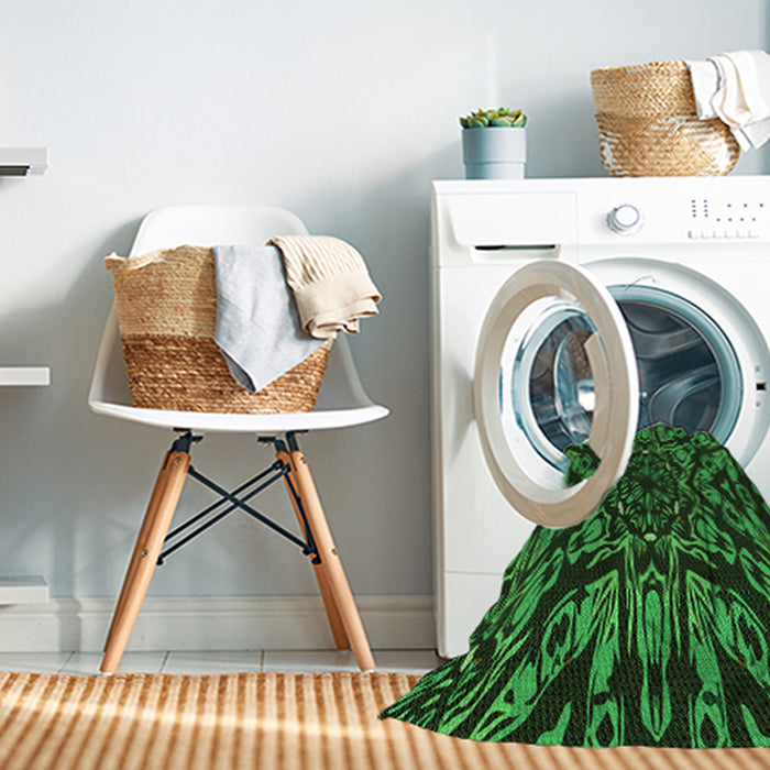 Machine Washable Transitional Dark Forest Green Rug in a Washing Machine, wshpat2643grn