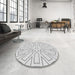 Round Patterned Platinum Gray Rug in a Office, pat2660gry