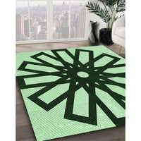 Patterned Dark Forest Green Rug, pat2661grn