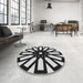 Round Patterned Black Rug in a Office, pat2661gry