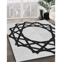 Patterned Light Black Novelty Rug, pat2662