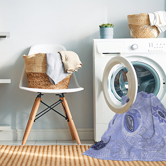 Machine Washable Transitional Blue Rug in a Washing Machine, wshpat2674blu
