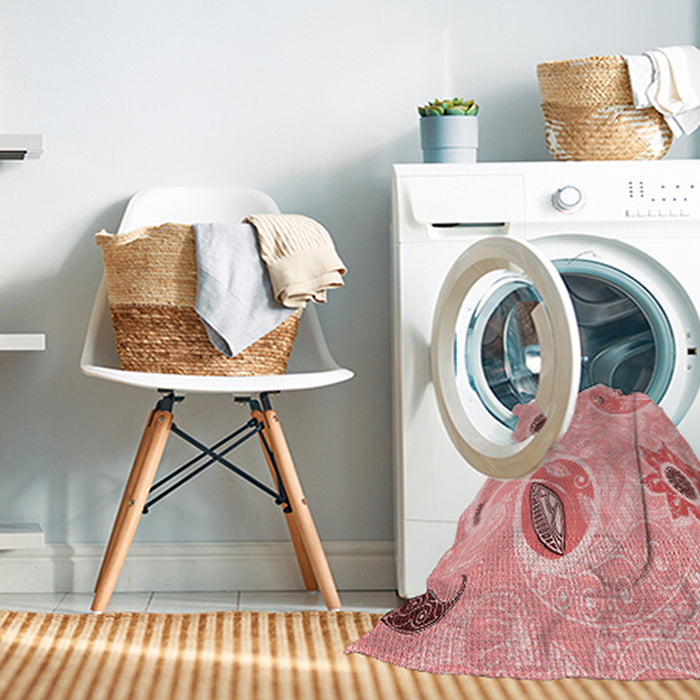 Machine Washable Transitional Pink Rug in a Washing Machine, wshpat2674rd