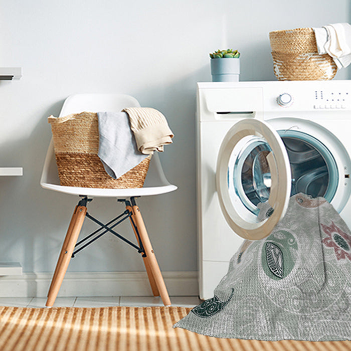 Machine Washable Transitional Platinum Gray Rug in a Washing Machine, wshpat2674