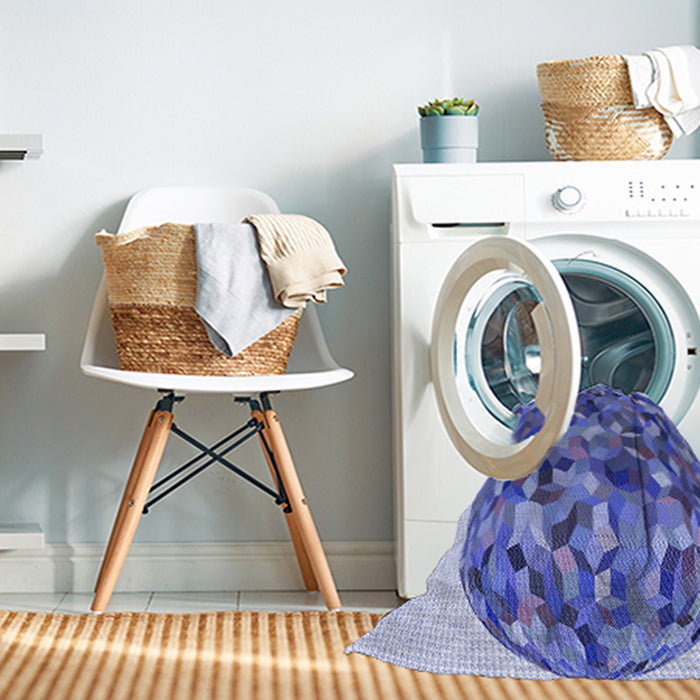 Machine Washable Transitional Blue Rug in a Washing Machine, wshpat2675blu