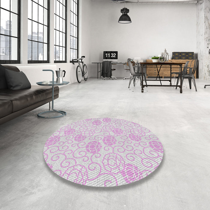 Round Patterned Off-White Novelty Rug in a Office, pat2677
