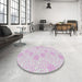 Round Patterned Off-White Novelty Rug in a Office, pat2677