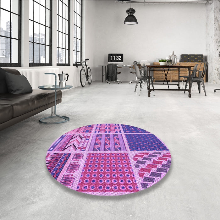 Round Patterned Violet Purple Rug in a Office, pat2678pur
