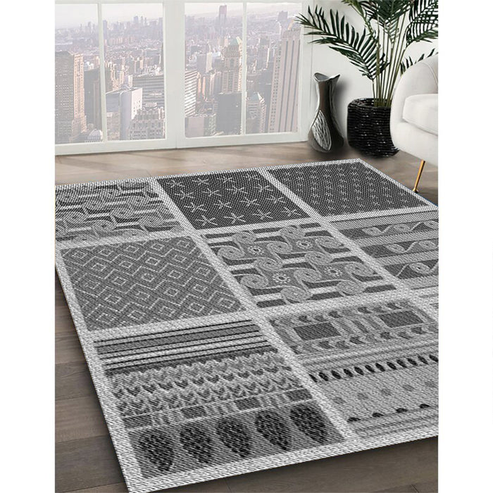 Patterned Cloud Gray Rug in Family Room, pat2679gry