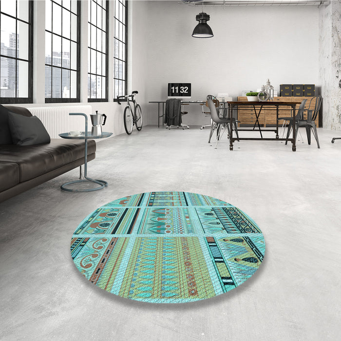 Round Patterned Dull-Sea Green Rug in a Office, pat2680lblu