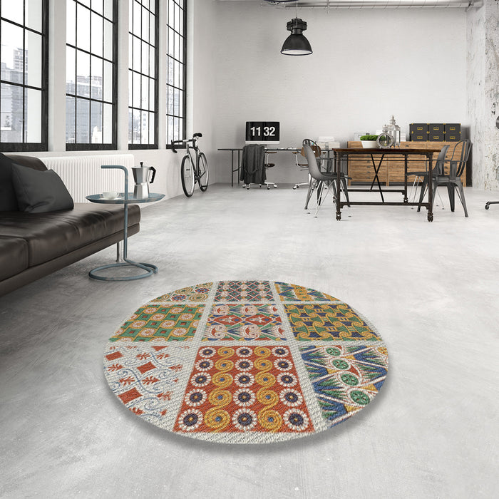 Round Patterned Brown Novelty Rug in a Office, pat2681