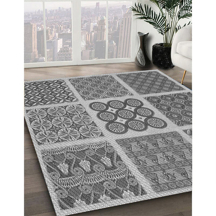 Patterned Cloud Gray Rug in Family Room, pat2683gry