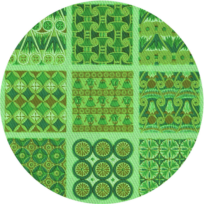 Square Machine Washable Transitional Emerald Green Rug in a Living Room, wshpat2684grn