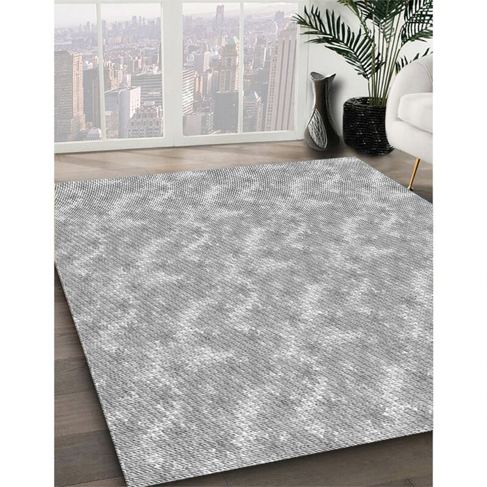Machine Washable Transitional Platinum Silver Gray Rug in a Family Room, wshpat2689gry