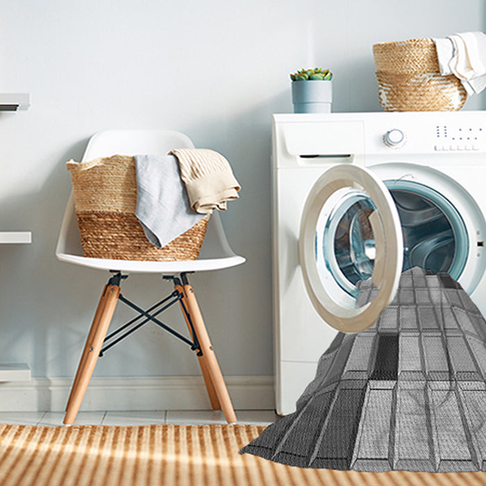 Machine Washable Transitional Silver Gray Rug in a Washing Machine, wshpat2690gry