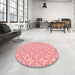 Round Patterned Red Rug in a Office, pat2695rd