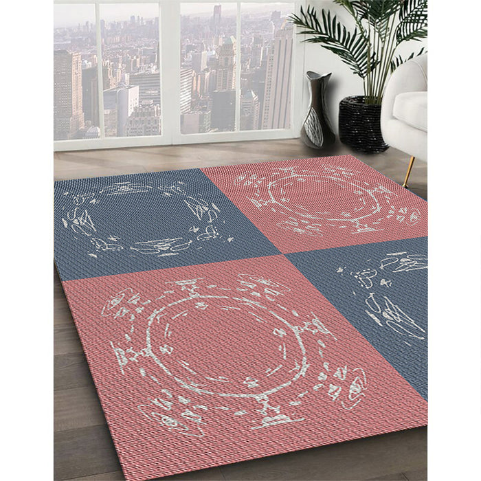 Patterned Dark Gray Novelty Rug in Family Room, pat2700