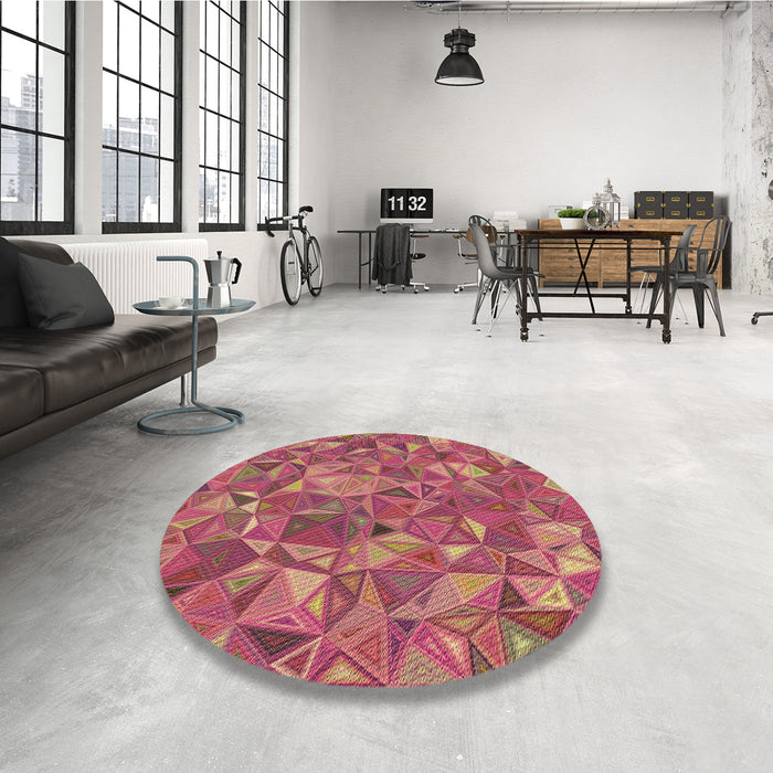 Round Patterned Crimson Red Rug in a Office, pat2706brn