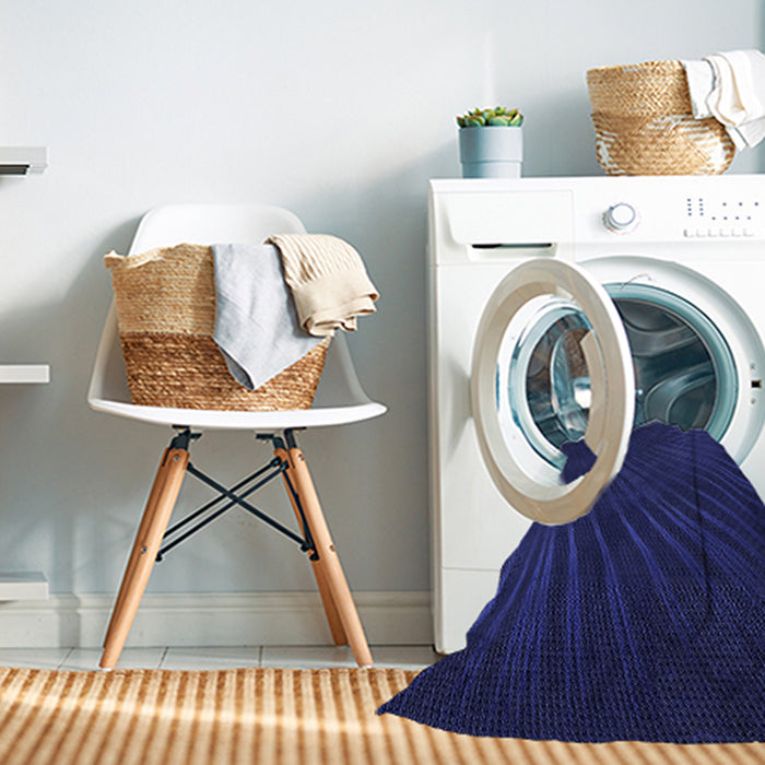 Machine Washable Transitional Sapphire Blue Rug in a Washing Machine, wshpat2709blu
