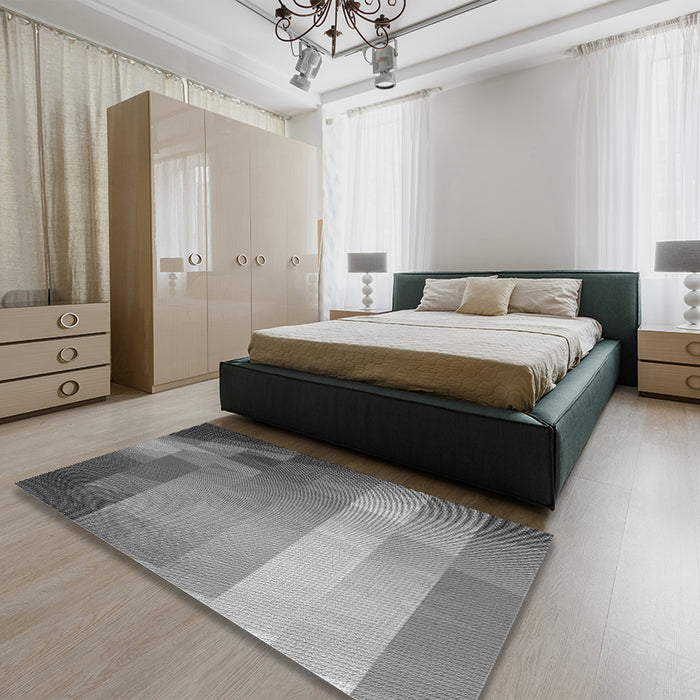 Patterned Gray Rug in a Bedroom, pat2711gry