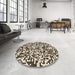 Round Patterned Golden Blonde Gold Rug in a Office, pat2714brn