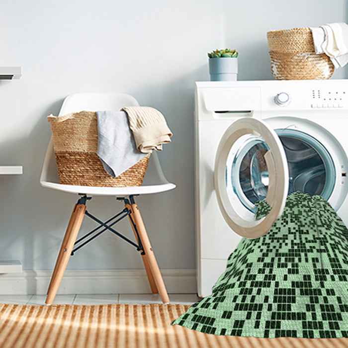 Machine Washable Transitional Dark Forest Green Rug in a Washing Machine, wshpat2714grn