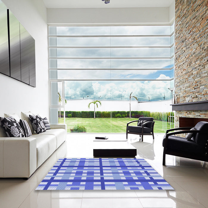 Square Patterned Blue Rug in a Living Room, pat2720blu