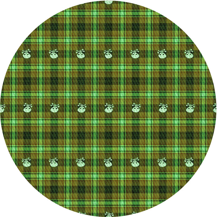 Square Machine Washable Transitional Army Green Rug in a Living Room, wshpat2722grn