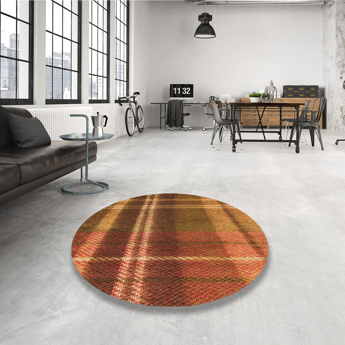 Round Patterned Tomato Red Rug in a Office, pat2723org