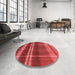 Round Patterned Red Rug in a Office, pat2723rd