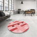 Round Patterned Pink Rug in a Office, pat2724rd