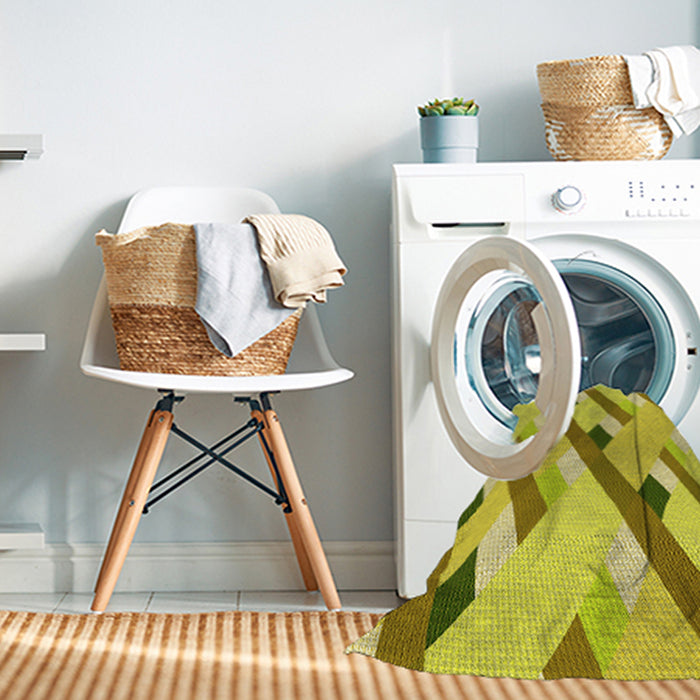 Machine Washable Transitional Yellow Rug in a Washing Machine, wshpat2724yw