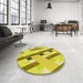 Round Patterned Yellow Rug in a Office, pat2724yw