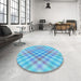 Round Patterned Blue Rug in a Office, pat2725lblu