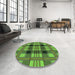 Round Patterned Emerald Green Rug in a Office, pat2727grn
