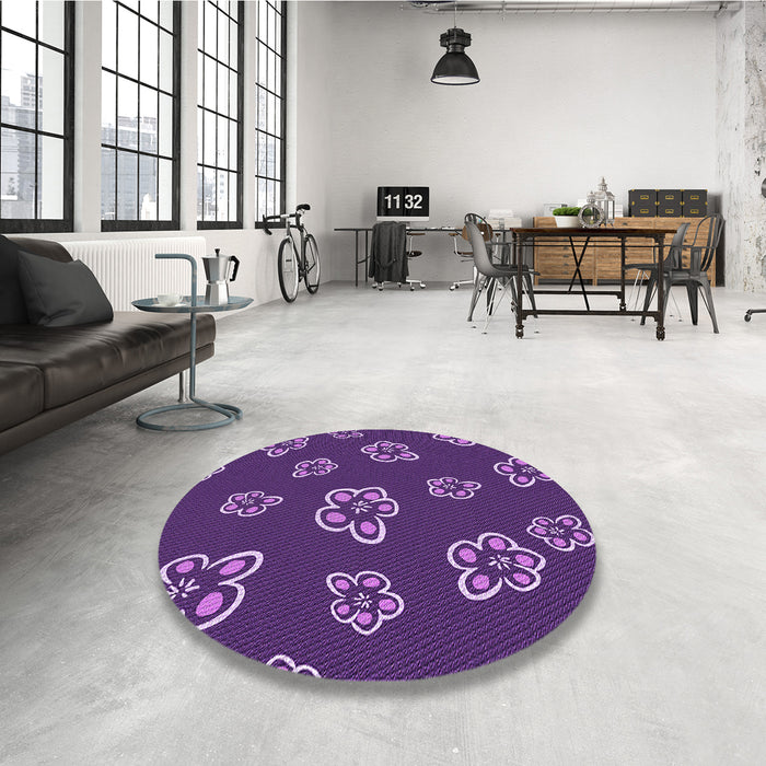Round Patterned Purple Rug in a Office, pat2731pur