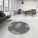 Round Patterned Gray Rug in a Office, pat2735gry