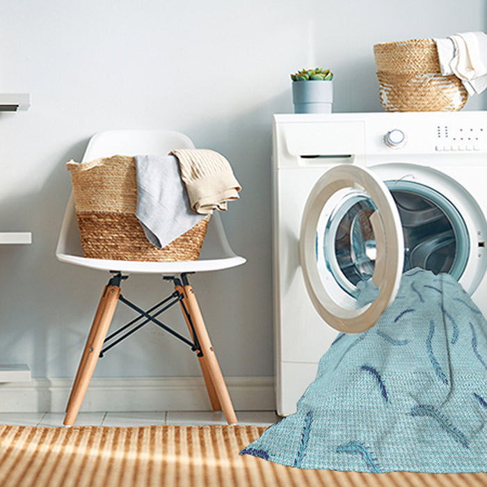 Machine Washable Transitional Diamond Blue Rug in a Washing Machine, wshpat2737lblu