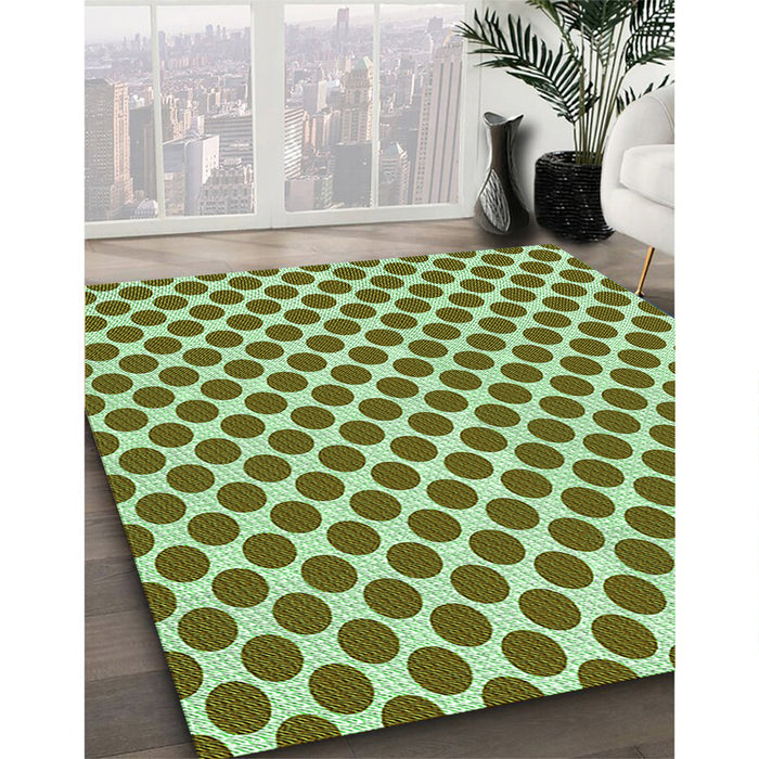 Patterned Dark Bronze Brown Rug in Family Room, pat2752grn