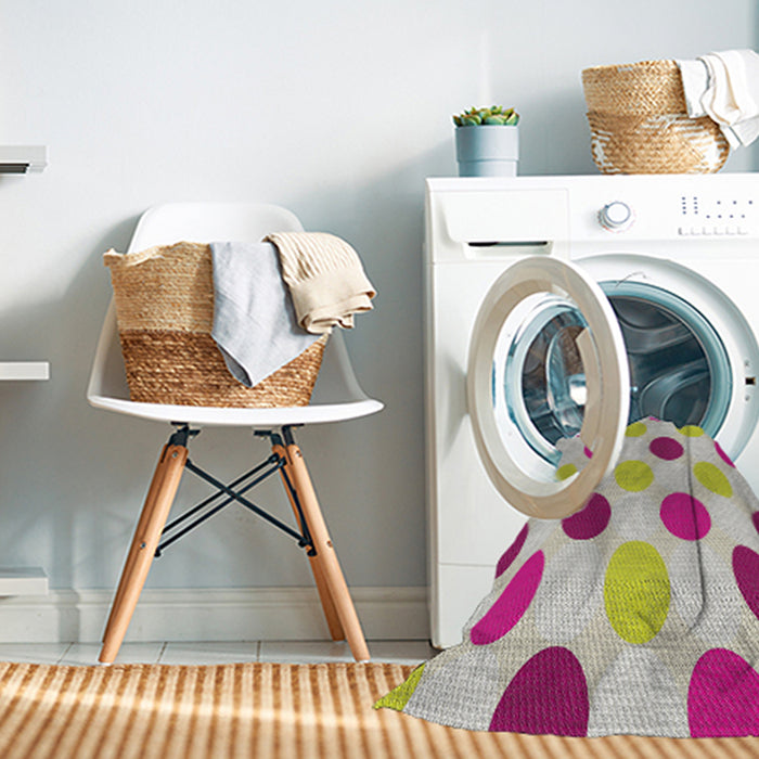 Machine Washable Transitional Pink Rug in a Washing Machine, wshpat2753