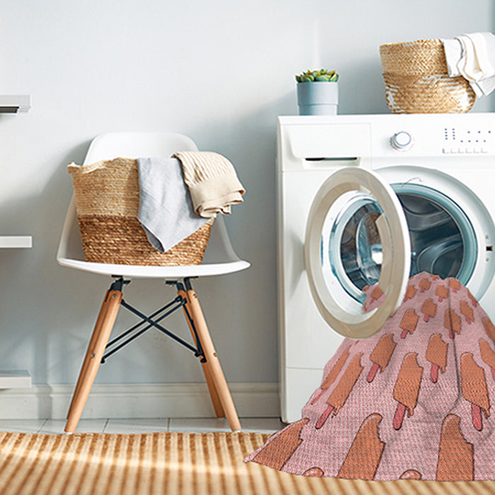 Machine Washable Transitional Pastel Pink Rug in a Washing Machine, wshpat2754rd