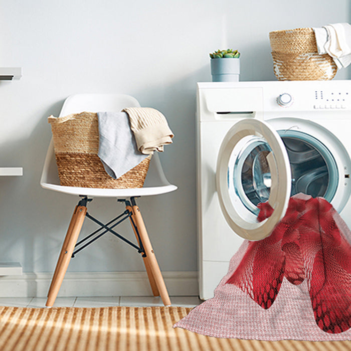 Machine Washable Transitional Pastel Pink Rug in a Washing Machine, wshpat2759rd