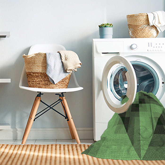 Machine Washable Transitional Green Rug in a Washing Machine, wshpat2763grn