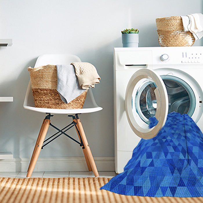 Machine Washable Transitional Neon Blue Rug in a Washing Machine, wshpat2768lblu