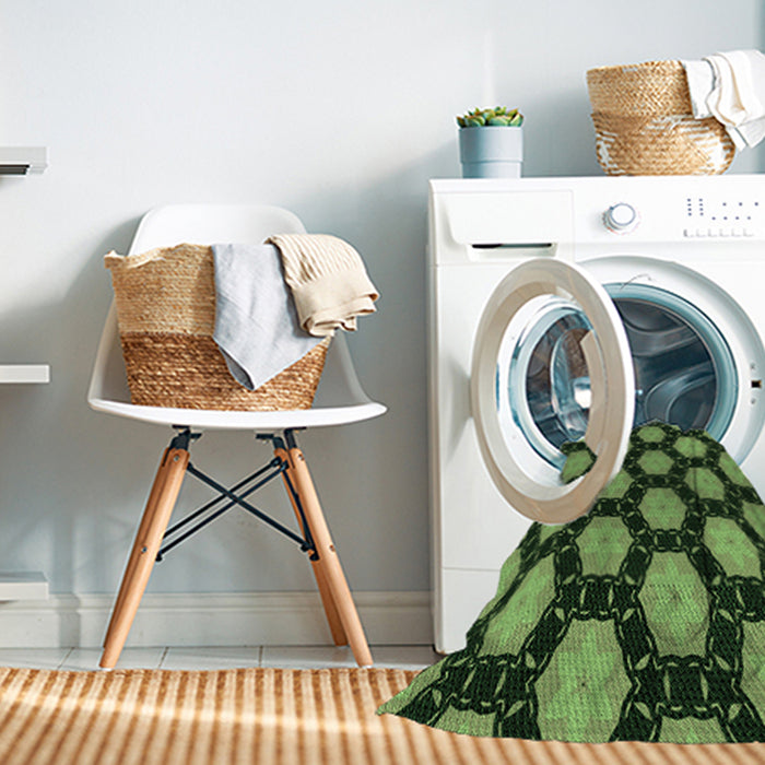 Machine Washable Transitional Dark Forest Green Rug in a Washing Machine, wshpat2778grn