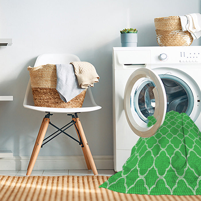 Machine Washable Transitional Neon Green Rug in a Washing Machine, wshpat2781grn