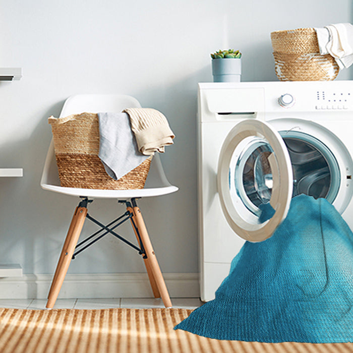 Machine Washable Transitional Blue Rug in a Washing Machine, wshpat2785lblu