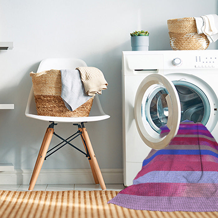 Machine Washable Transitional Medium Purple Rug in a Washing Machine, wshpat2790pur